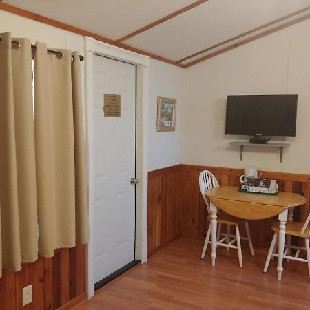 Top Of The Hill Rv Resort & Cabins Waring 외부 사진