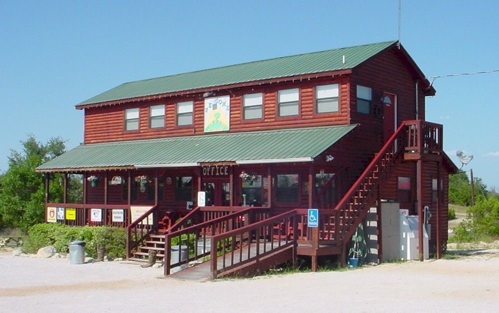 Top Of The Hill Rv Resort & Cabins Waring 외부 사진
