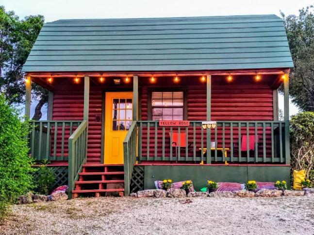 Top Of The Hill Rv Resort & Cabins Waring 외부 사진